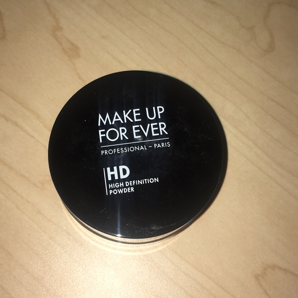 Makeup Forever HD powder Travel Size